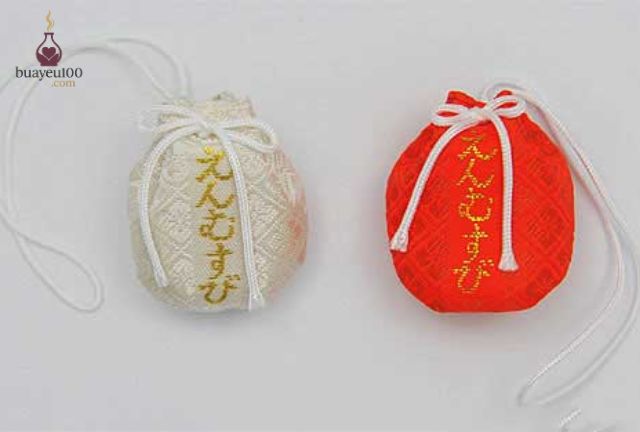 các loại bùa yêu